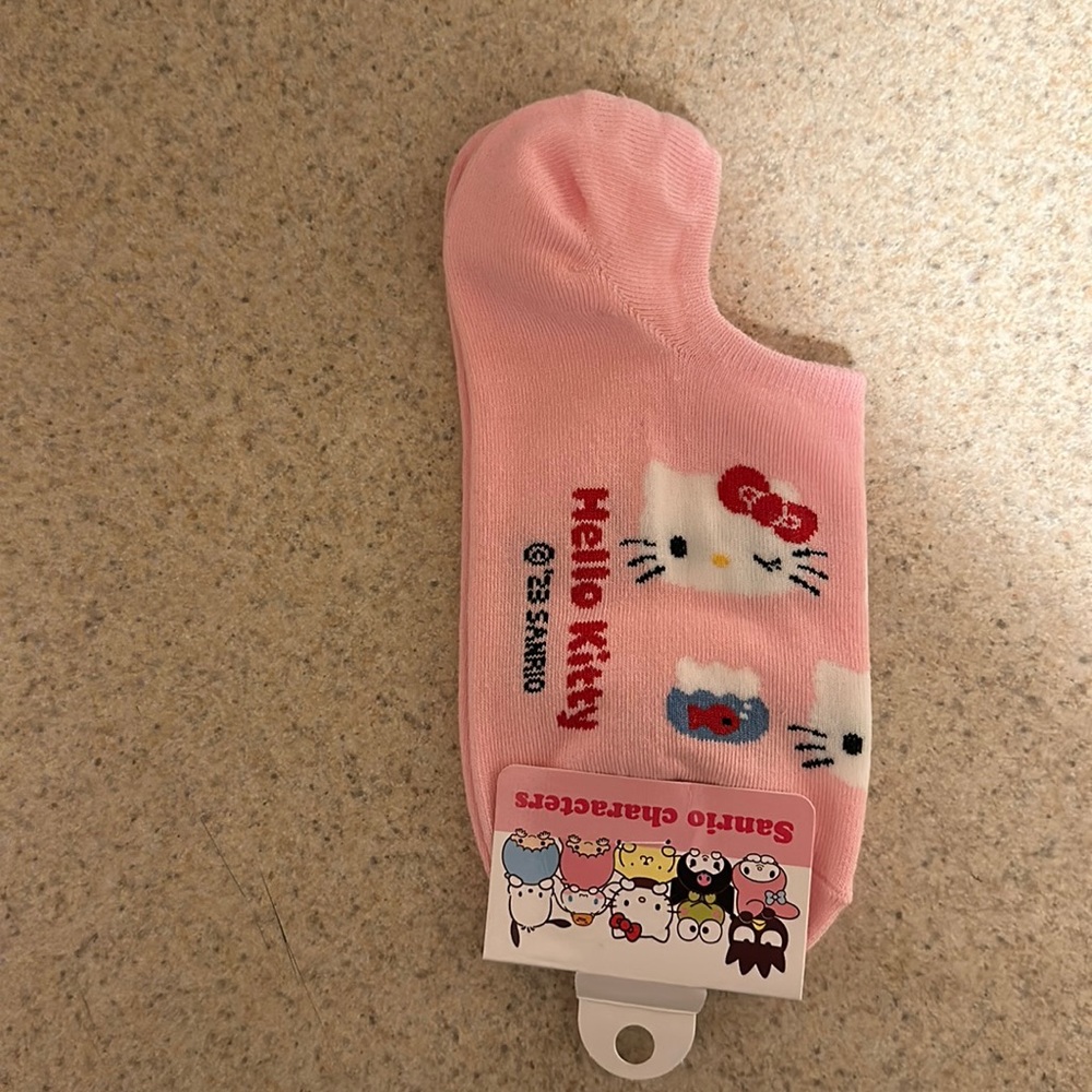 Hello kitty no show socks